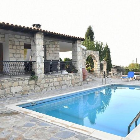 Lasa Black Rock villa Paphos Exteriör bild