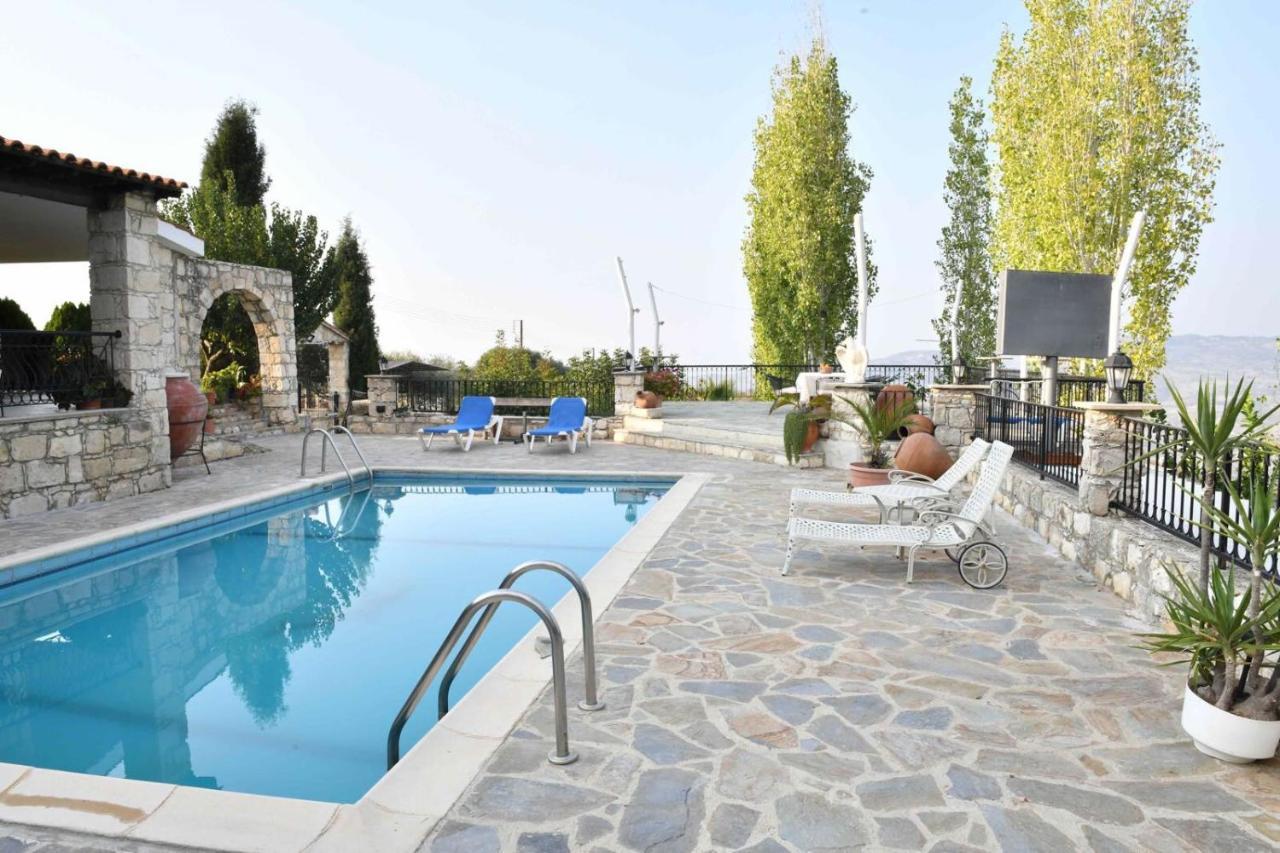 Lasa Black Rock villa Paphos Exteriör bild